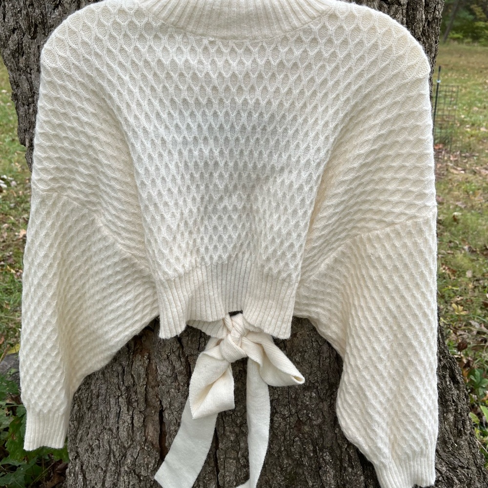 Commense Turtleneck Sweater in size M - Picture 2 of 5
